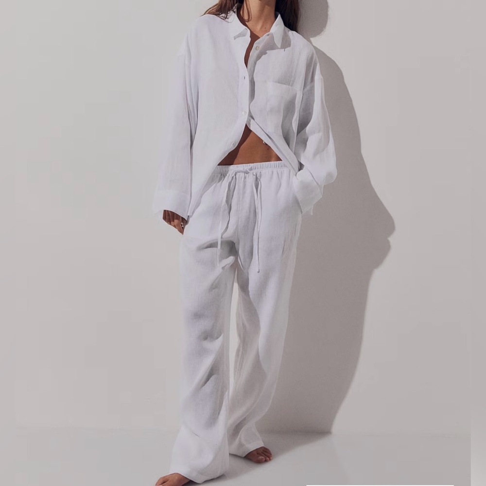 H&M Premium Selection
Pants in airy, woven linen fabric.‎ High waist, size XL
